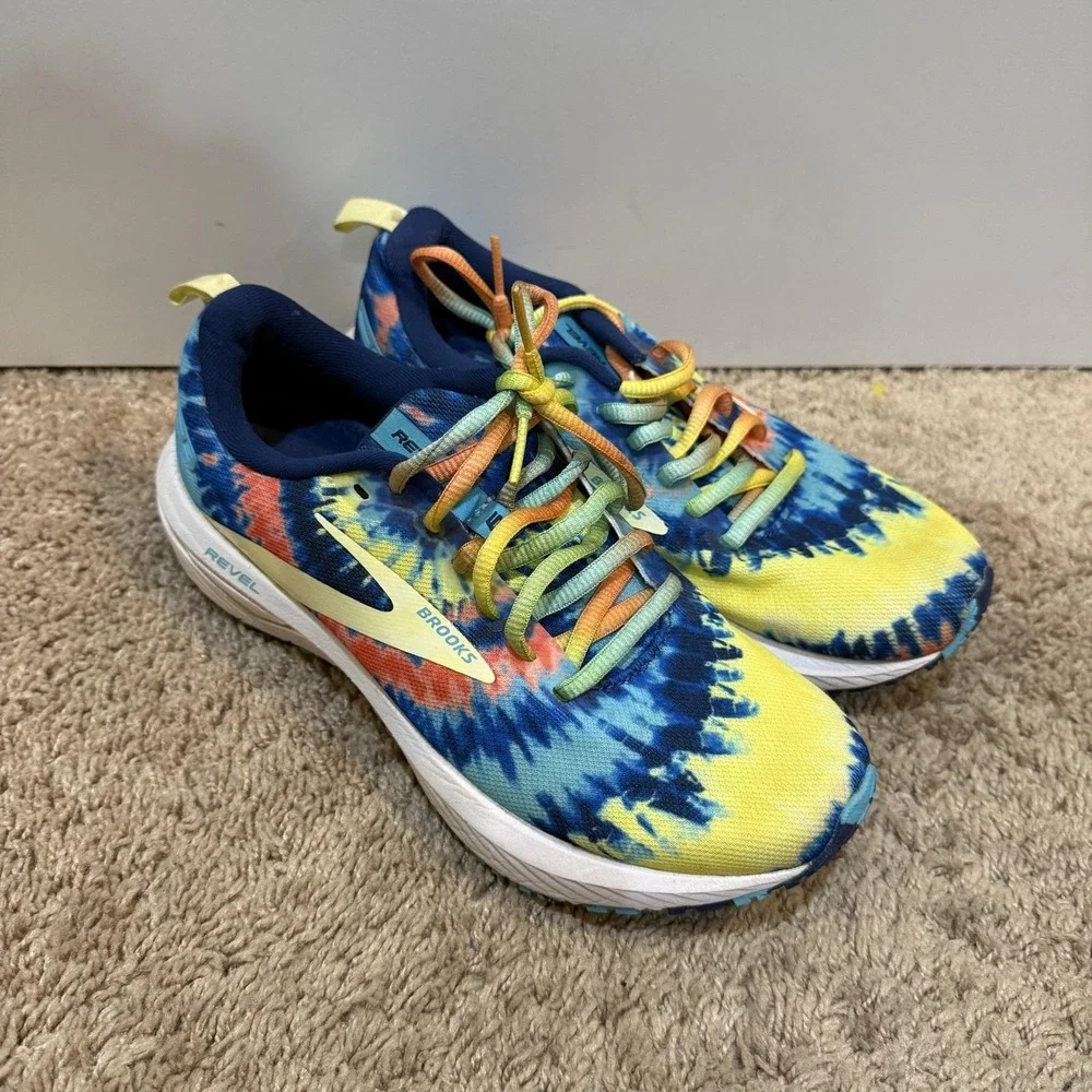 Brooks revel shoes